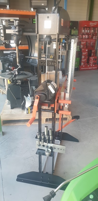 Formule Pieces Auto, Magasin de Pièces Détachées Auto à Savigneux