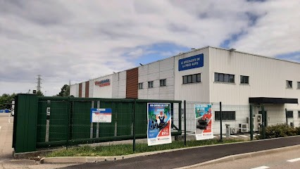 Autodistribution, Magasin de Pièces Détachées Auto à Saint-Denis-lès-Bourg